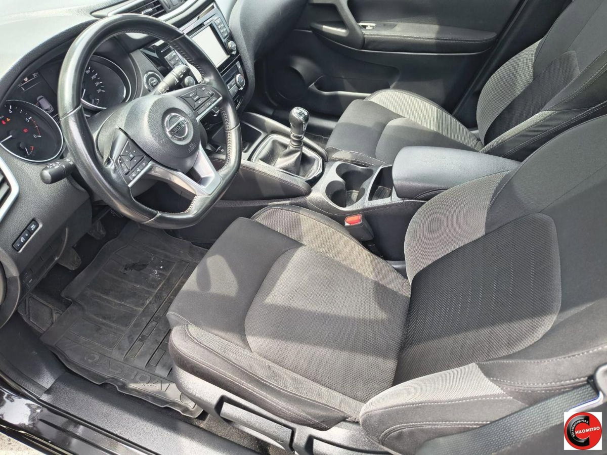Nissan Qashqai 1.6 dCi 2WD N-Connecta (4)