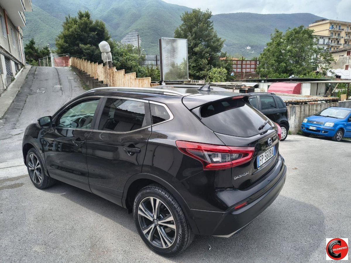 Nissan Qashqai 1.6 dCi 2WD N-Connecta (7)