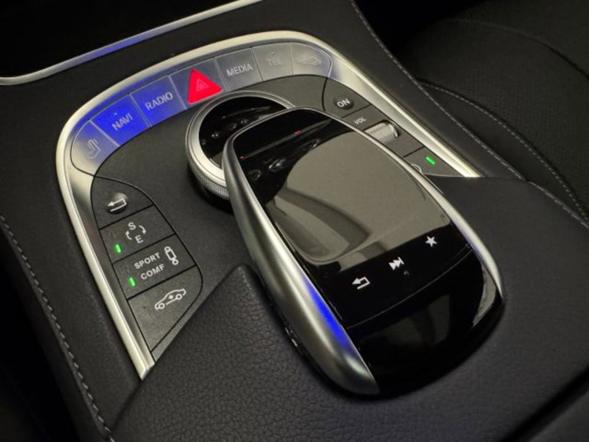 Mercedes-Benz Classe S Coupé SEC 500 Coupé 4Matic Premium (19)