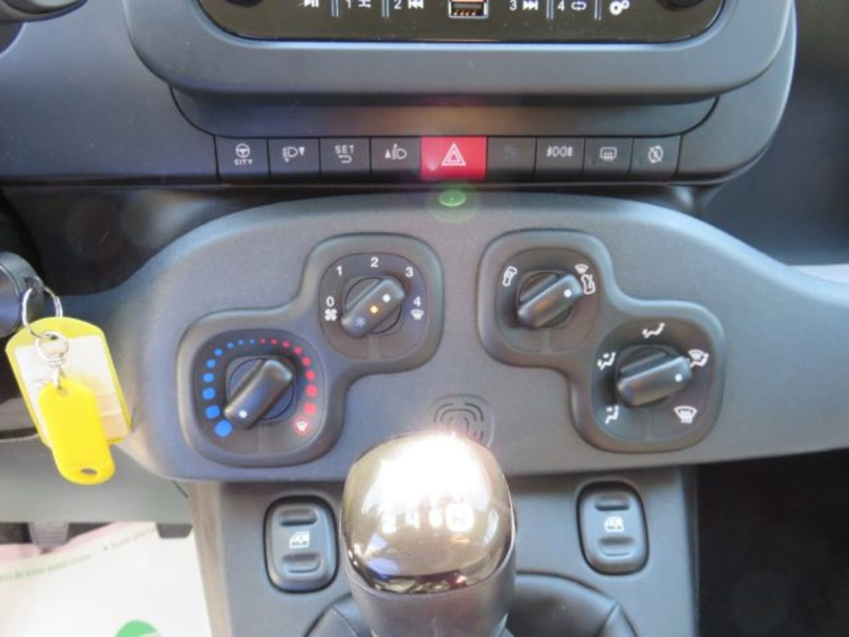 Fiat Panda 1.0 firefly hybrid s&s 70cv 5p.ti (9)