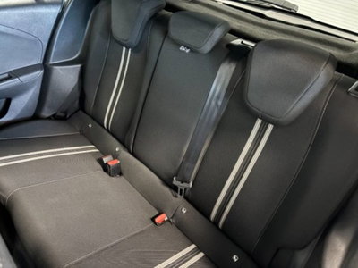 Opel Corsa 1.2 Edition (13)