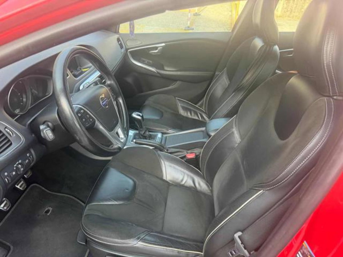 Volvo V40 D4 R-design Momentum (13)