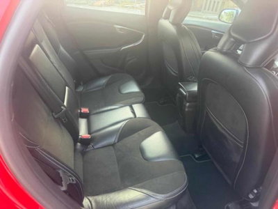 Volvo V40 D4 R-design Momentum (9)