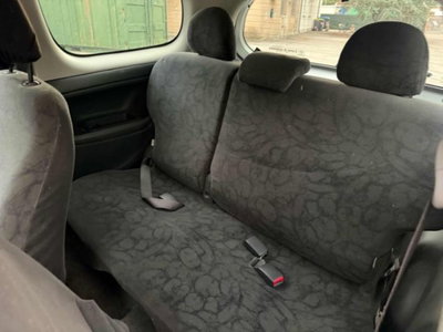 Toyota Yaris 16V cat 3 porte (8)
