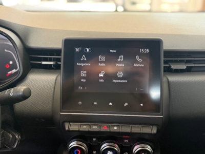 Renault Clio Full Hybrid E-Tech 140 CV 5 porte Intens (11)