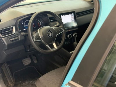 Renault Clio Full Hybrid E-Tech 140 CV 5 porte Intens (7)