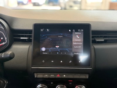 Renault Clio Full Hybrid E-Tech 140 CV 5 porte Intens (9)