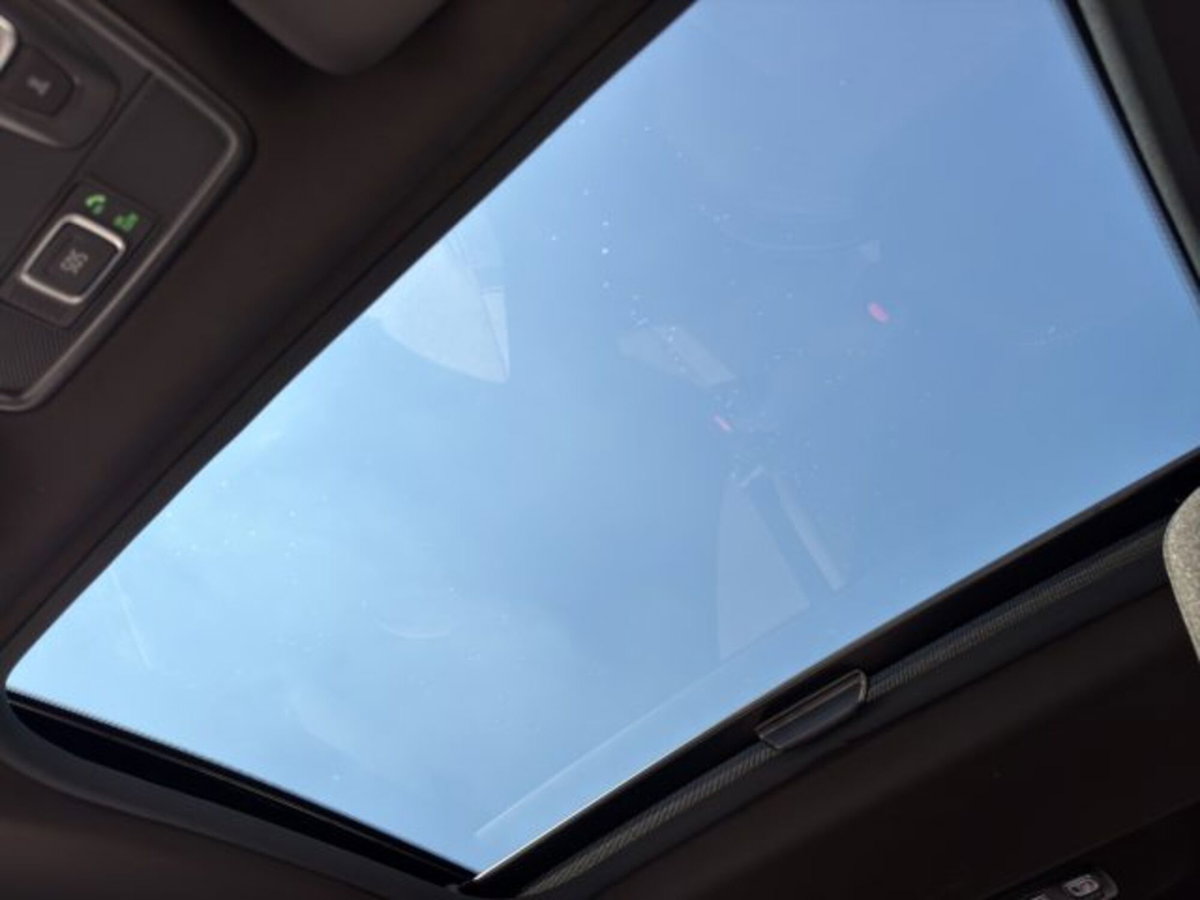 Renault Captur Full Hybrid E-Tech 145 CV Techno (18)