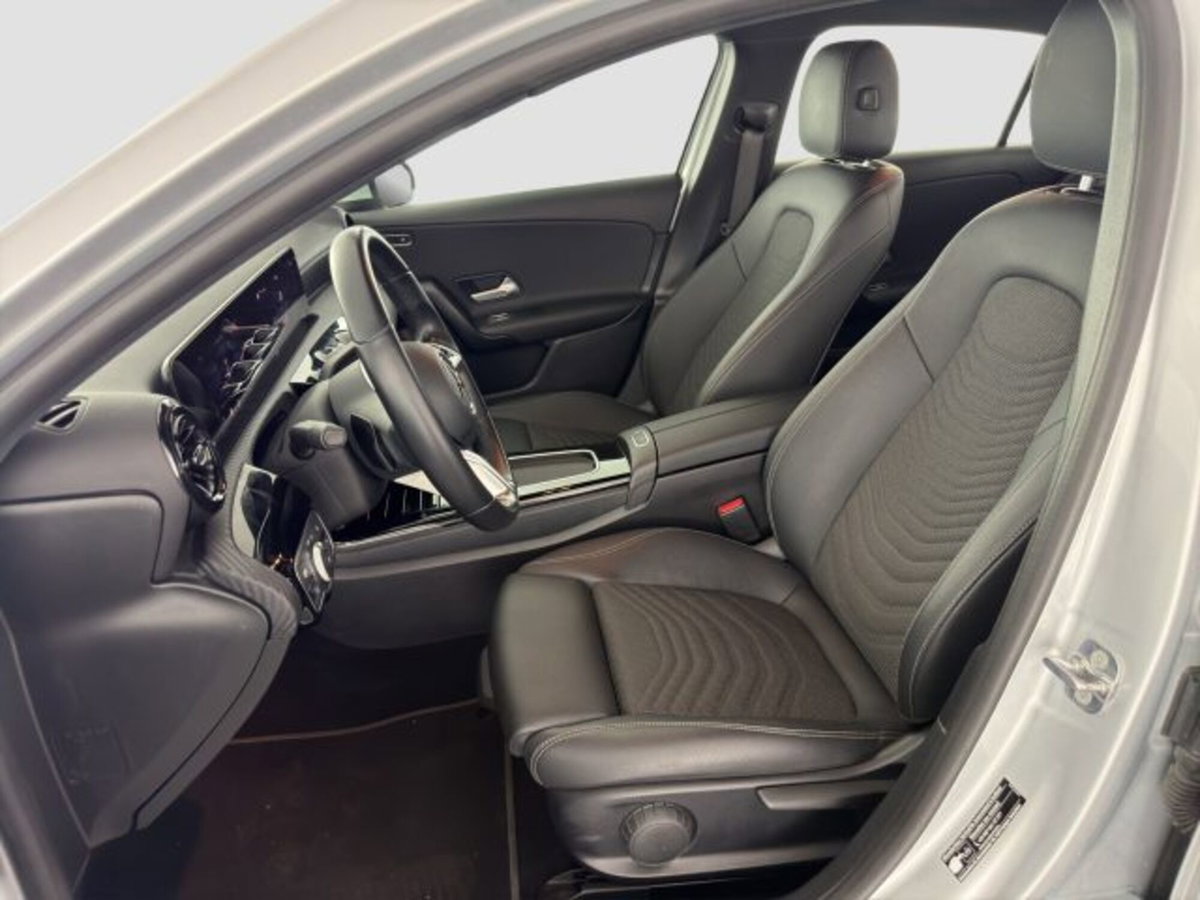 Mercedes-Benz Classe A 180 Automatic Executive (10)