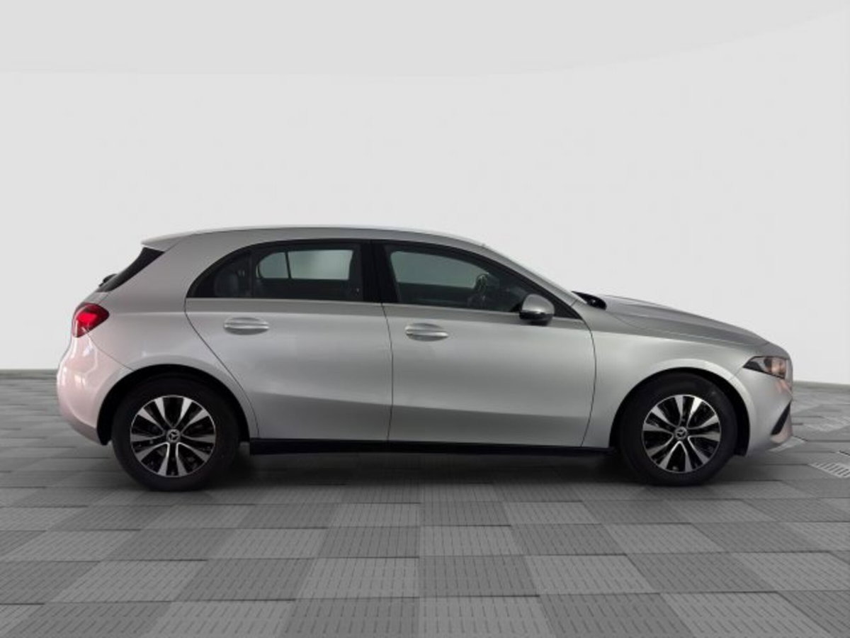 Mercedes-Benz Classe A 180 Automatic Executive (6)