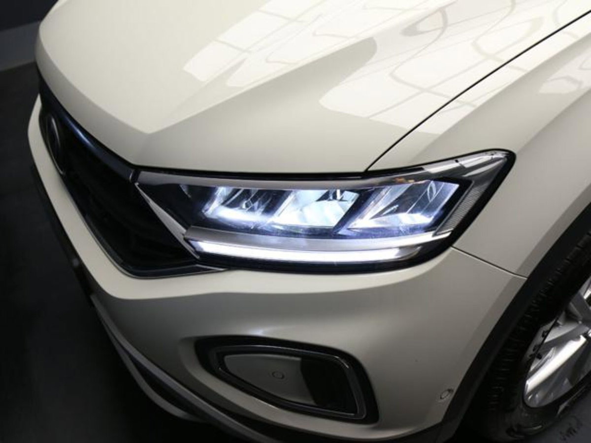 Volkswagen T-Roc 1.0 TSI Life (10)