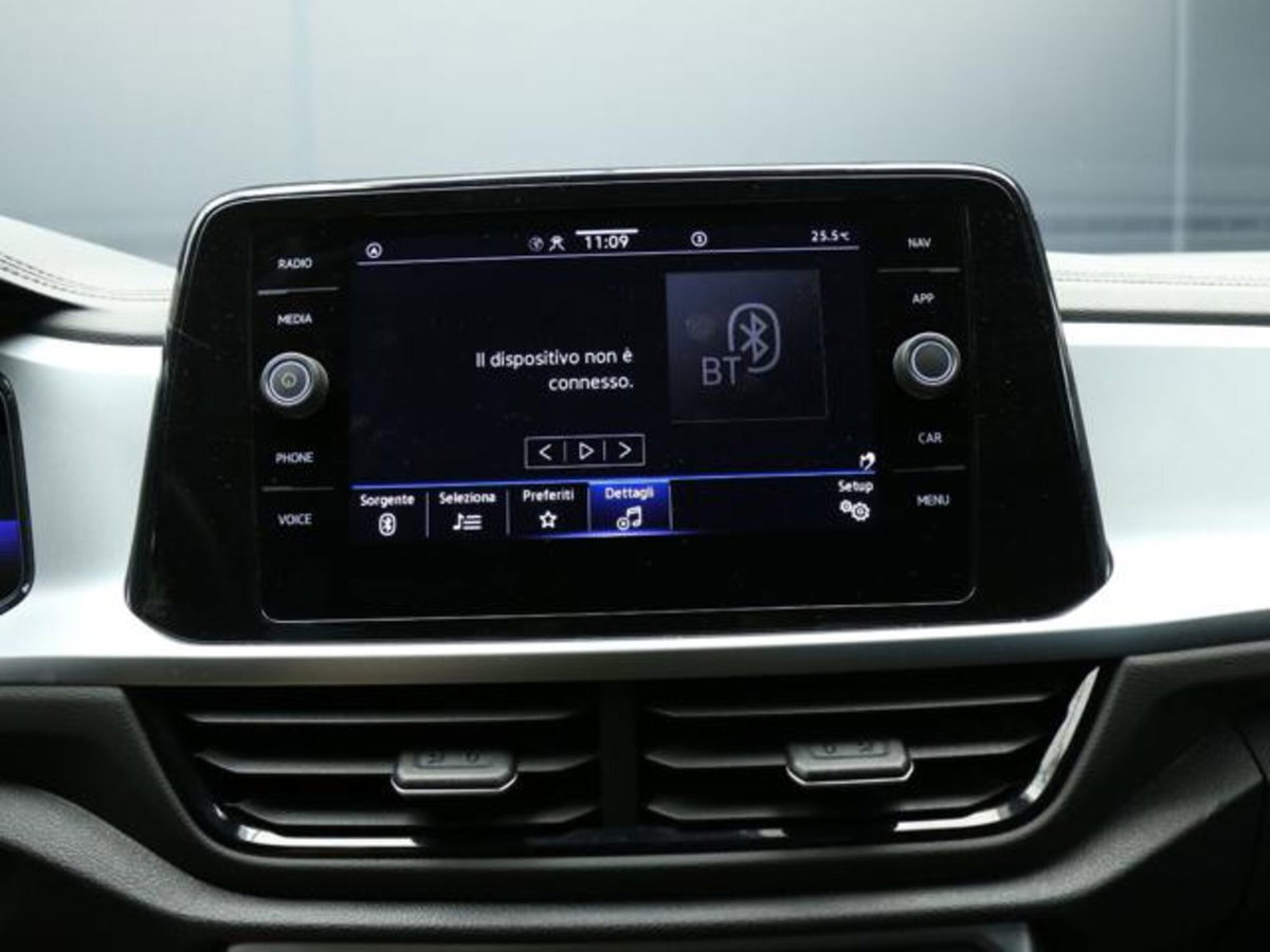 Volkswagen T-Roc 1.0 TSI Life (14)