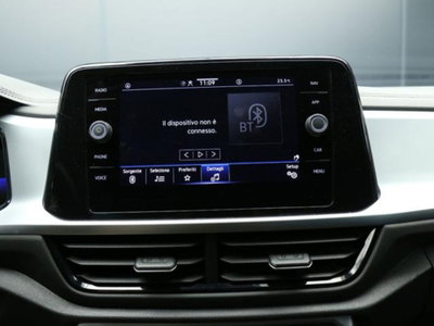 Volkswagen T-Roc 1.0 TSI Life (14)