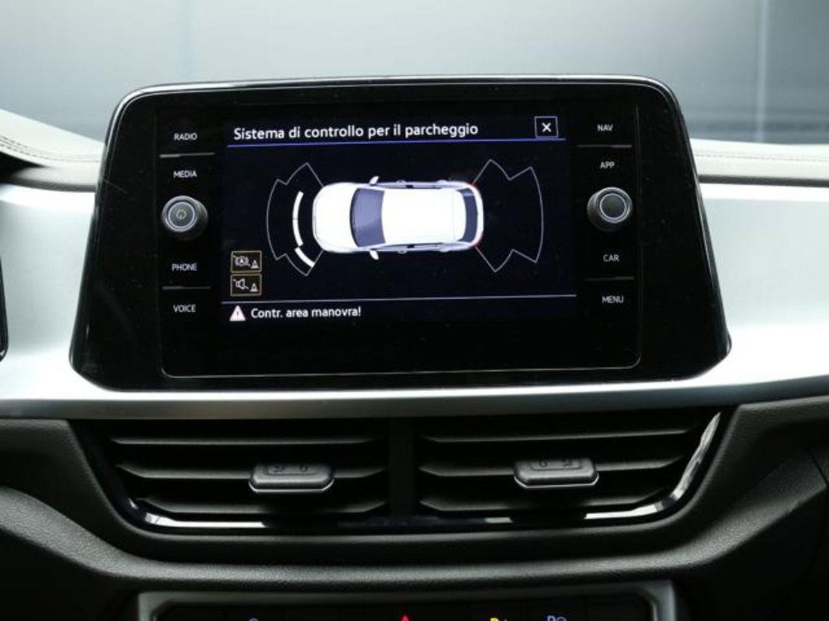 Volkswagen T-Roc 1.0 TSI Life (15)