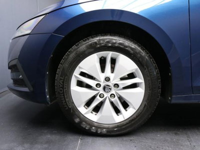 Skoda Octavia Station Wagon 2.0 TDI EVO SCR DSG Wagon Executive (6)