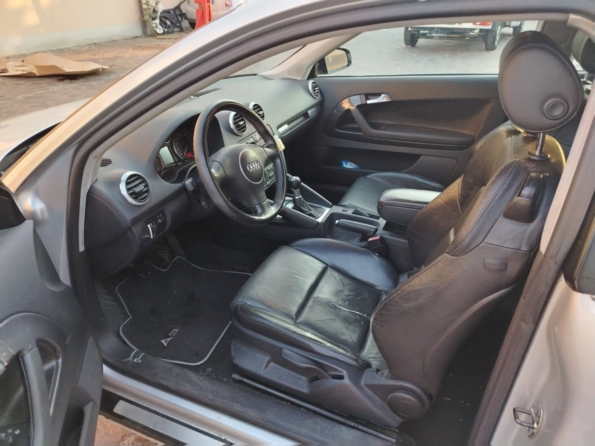Audi A3 2.0 16V TDI Ambition (8)