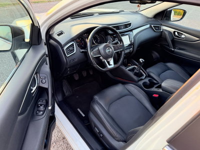 Nissan Qashqai 1.6 dCi 2WD Tekna (11)