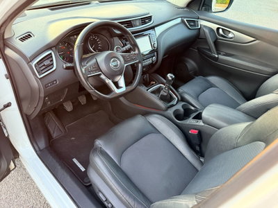 Nissan Qashqai 1.6 dCi 2WD Tekna (15)