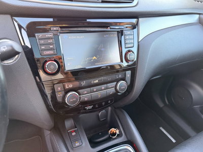 Nissan Qashqai 1.6 dCi 2WD Tekna (17)