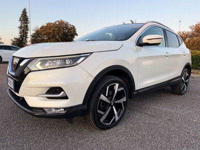 Nissan Qashqai 1.6 dCi 2WD Tekna (2)