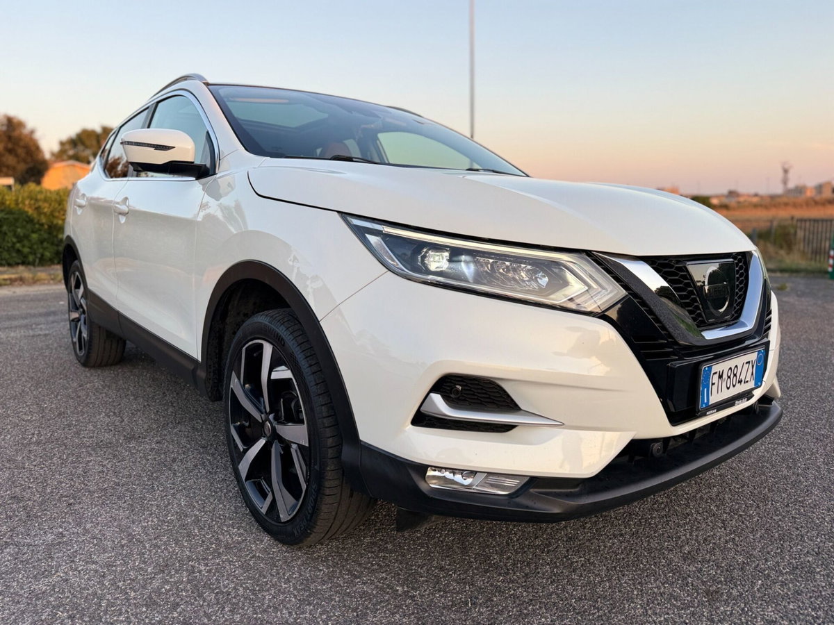Nissan Qashqai 1.6 dCi 2WD Tekna (3)