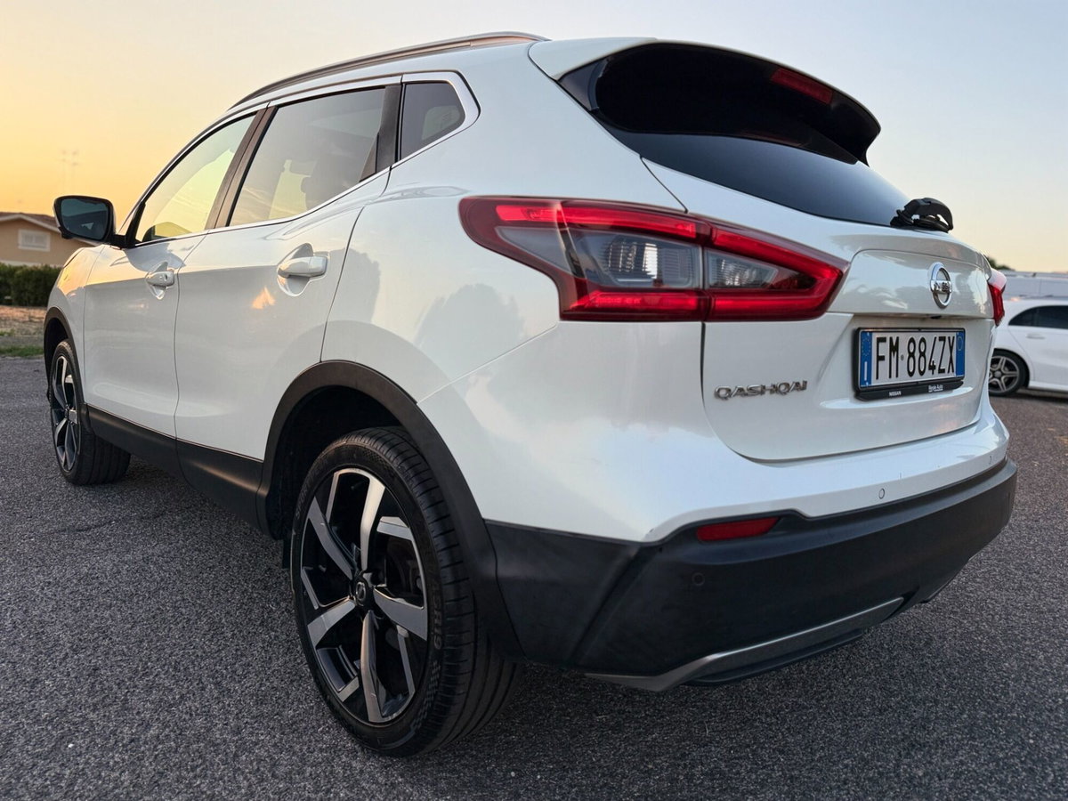 Nissan Qashqai 1.6 dCi 2WD Tekna (9)