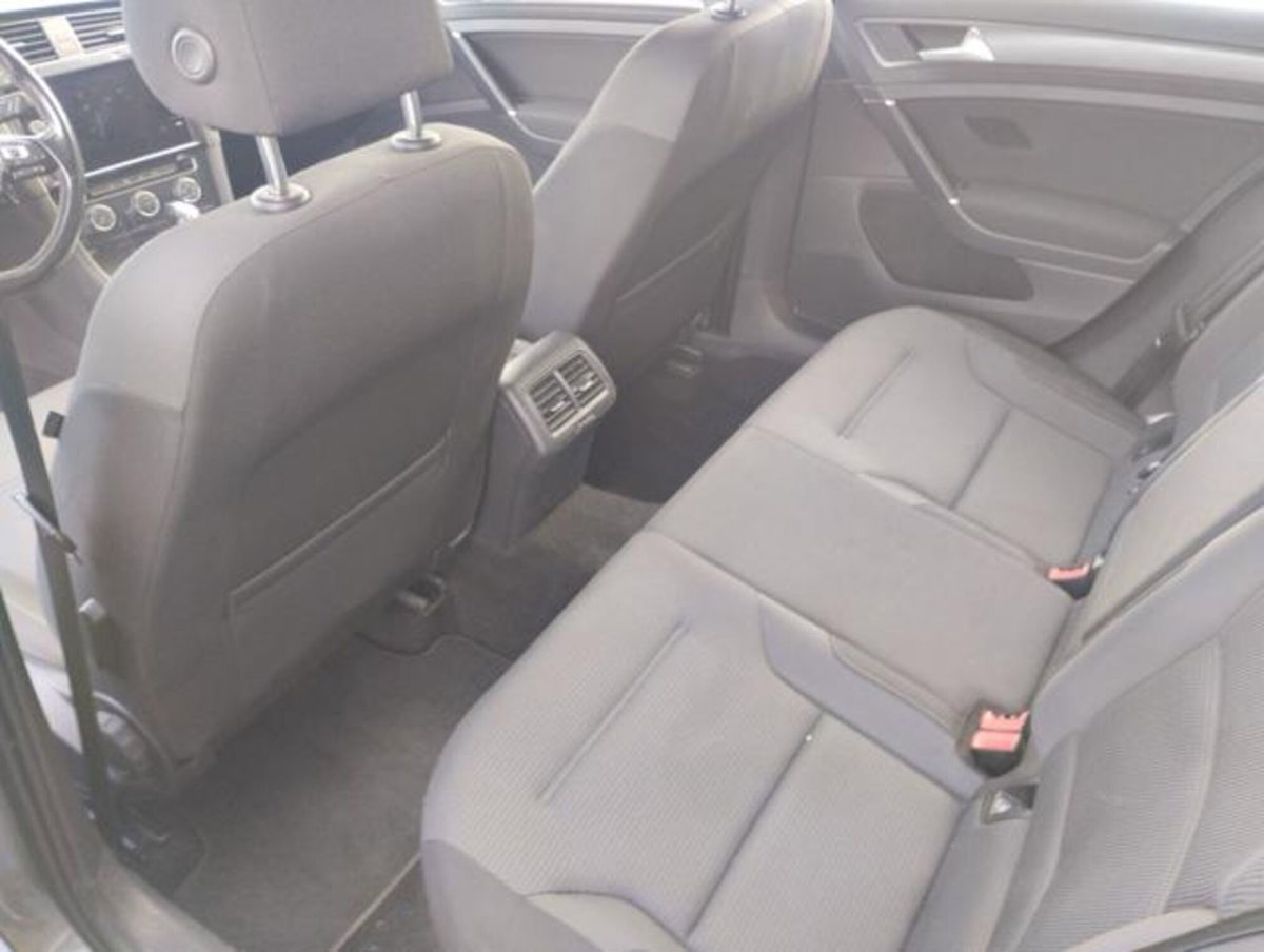 Volkswagen Golf 2.0 TDI DSG 5p. Business BlueMotion Technology (10)