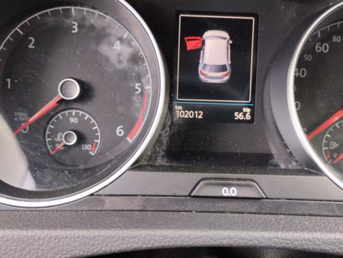 Volkswagen Golf 2.0 TDI DSG 5p. Business BlueMotion Technology (11)