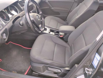 Volkswagen Golf 2.0 TDI DSG 5p. Business BlueMotion Technology (7)