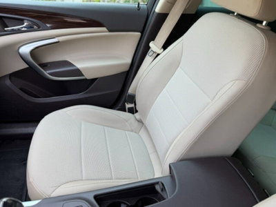 Opel Insignia Station Wagon Turbo 180CV Sports Elective (15)