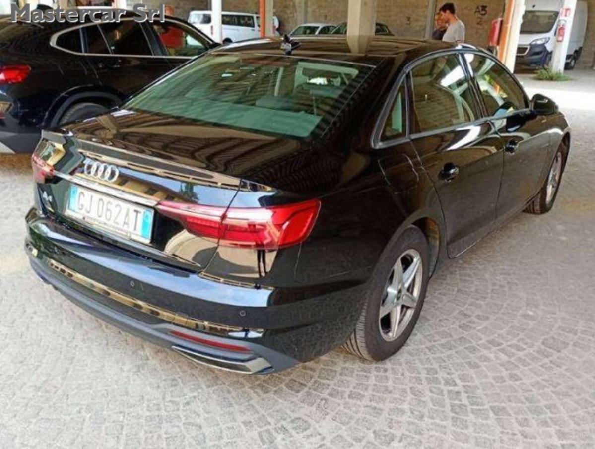 Audi A4 30 2.0 tdi mhev Business Advanced 136cv s-tronic (6)