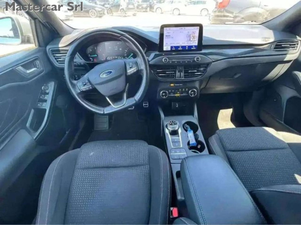 Ford Focus Station Wagon 2.0 EcoBlue 150 CV automatico SW ST-Line X Co-Pilot (9)