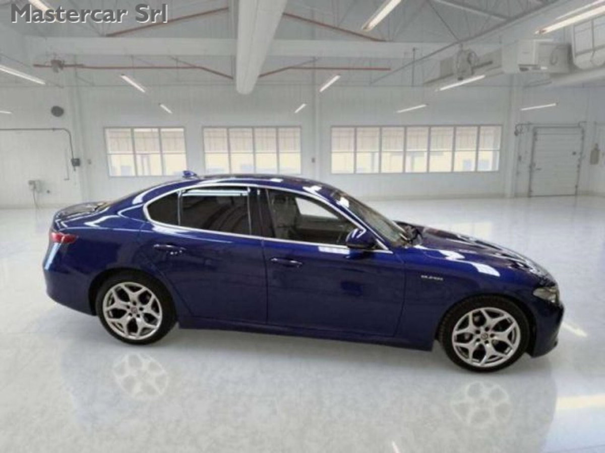 Alfa Romeo Giulia 2.2 Turbodiesel 190 CV AT8 Executive (7)