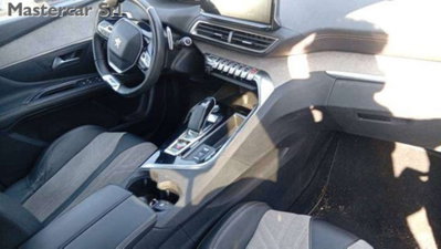 Peugeot 3008 Hybrid 225 e-EAT8 GT Pack (7)