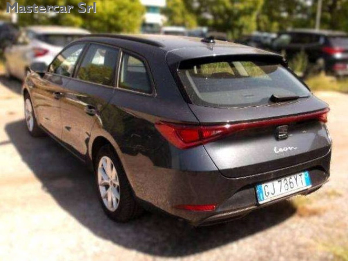 SEAT Leon ST Sportstourer 1.0 etsi Style 110cv dsg (8)
