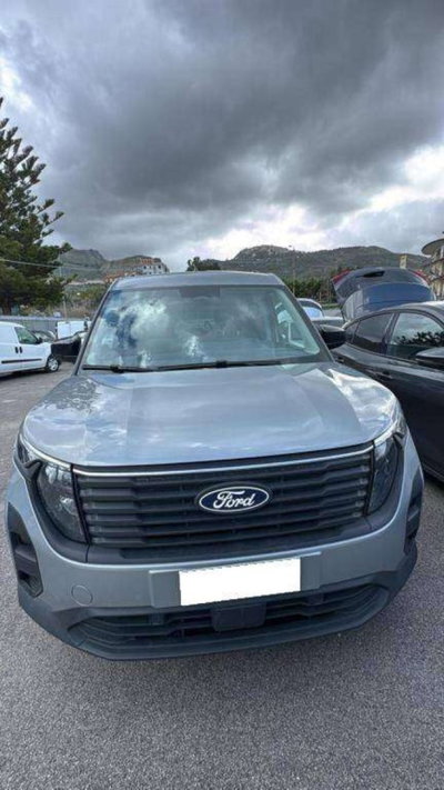 Ford Tourneo Courier 1.0 EcoBoost 100 CV Titanium (2)