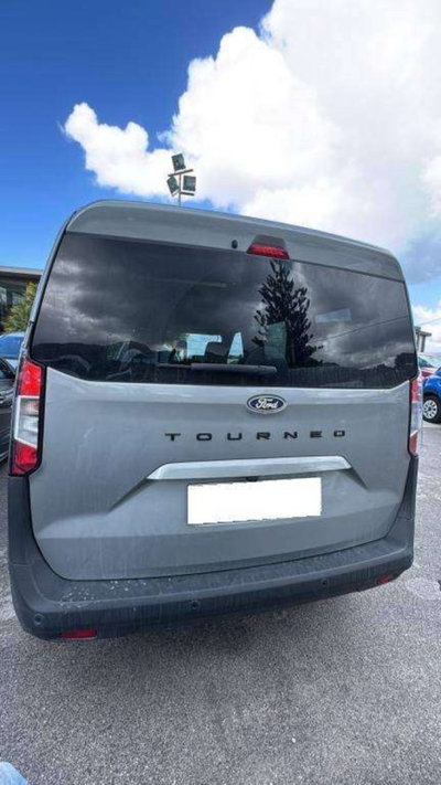 Ford Tourneo Courier 1.0 EcoBoost 100 CV Titanium (4)