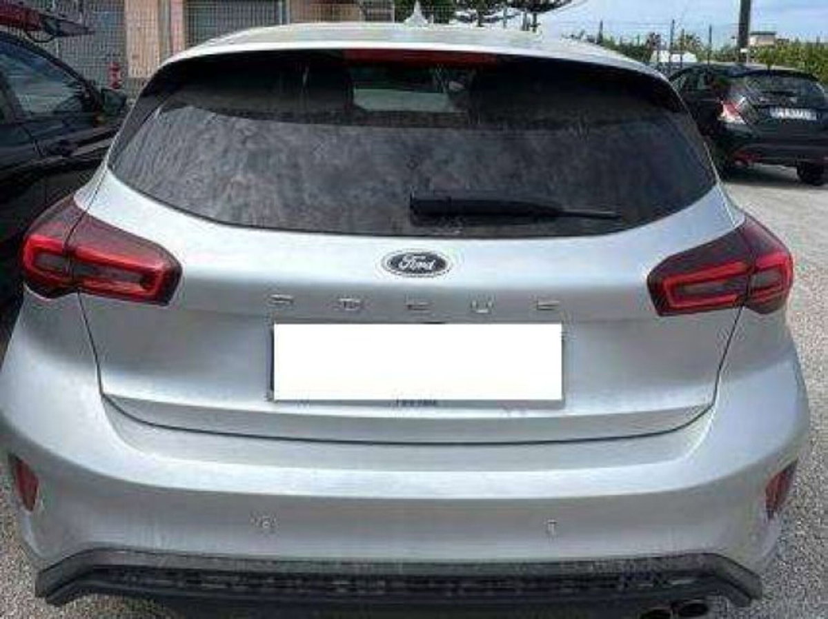 Ford Focus 1.0t ecoboost h ST-Line 155cv powershift (5)