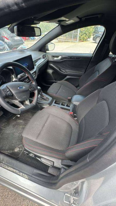 Ford Focus 1.0t ecoboost h ST-Line 155cv powershift (9)