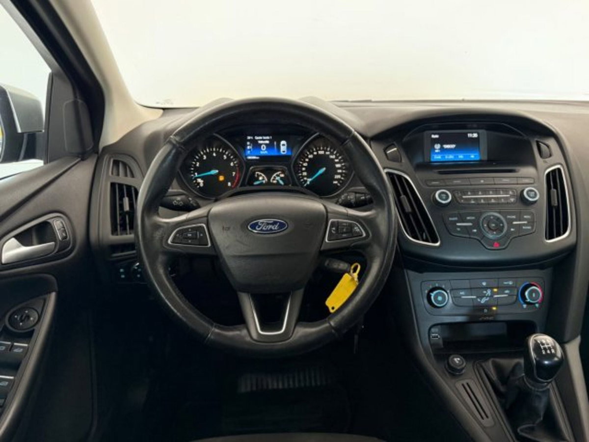 Ford Focus 1.6 120 CV GPL Titanium (10)
