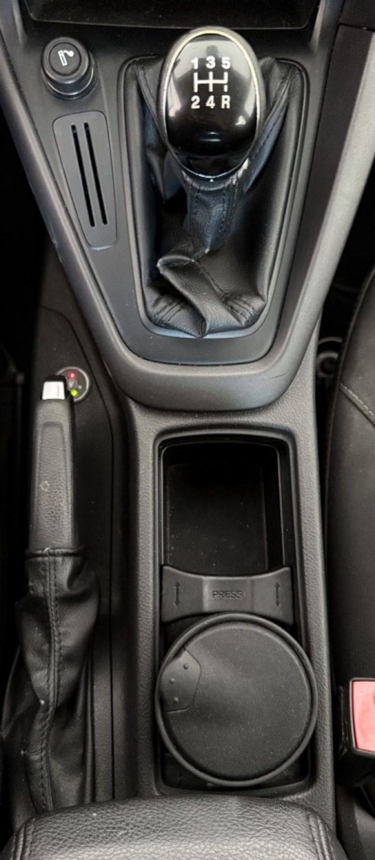 Ford Focus 1.6 120 CV GPL Titanium (18)