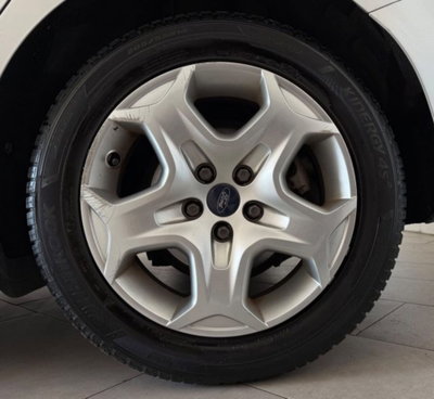 Ford Focus 1.6 120 CV GPL Titanium (8)