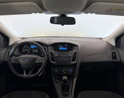 Ford Focus 1.6 120 CV GPL Titanium (9)