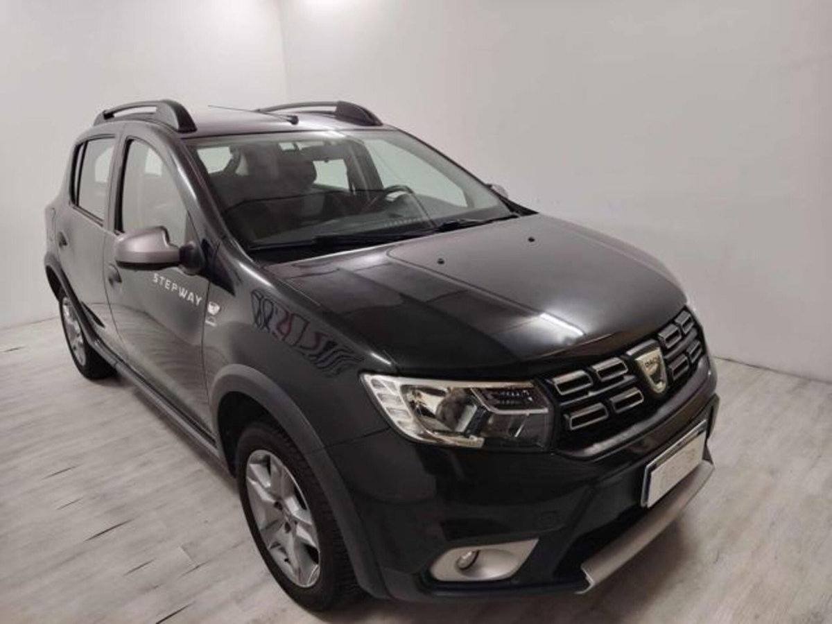 Dacia Sandero 0.9 TCe 12V TurboGPL 90CV Start&Stop Comfort (2)