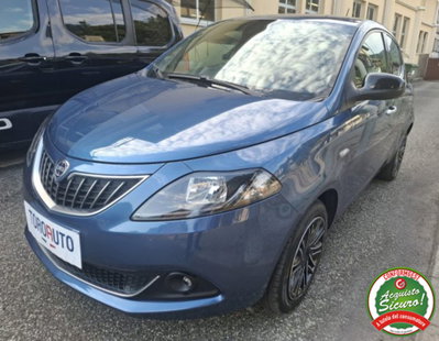 Lancia Ypsilon 1.0 FireFly 5 porte S&S Hybrid Ecochic Gold (3)