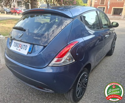 Lancia Ypsilon 1.0 FireFly 5 porte S&S Hybrid Ecochic Gold (7)
