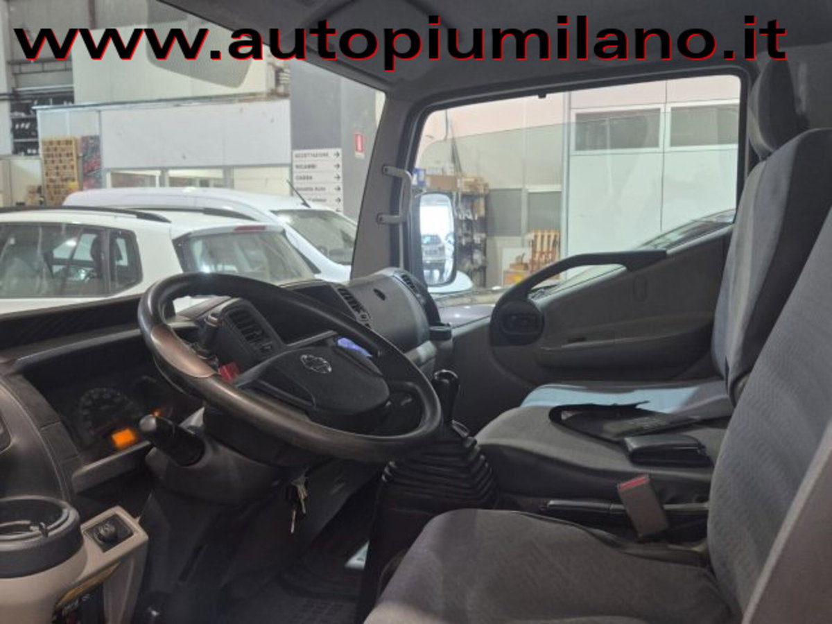 Nissan Cabstar 35.13 2.5 TDI 130CV PC-RG Cabinato Easy (7)