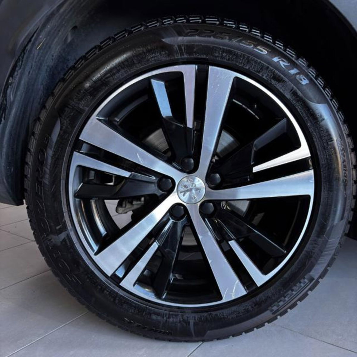 Peugeot 3008 PureTech Turbo 130 S&S EAT8 GT (6)