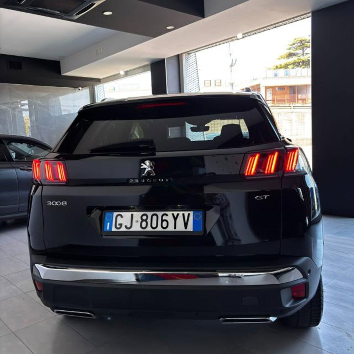 Peugeot 3008 PureTech Turbo 130 S&S EAT8 GT (8)