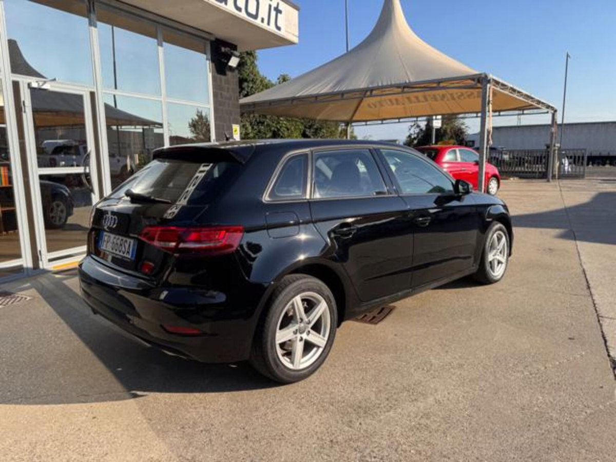 Audi A3 Sportback 30 TFSI Sport (3)